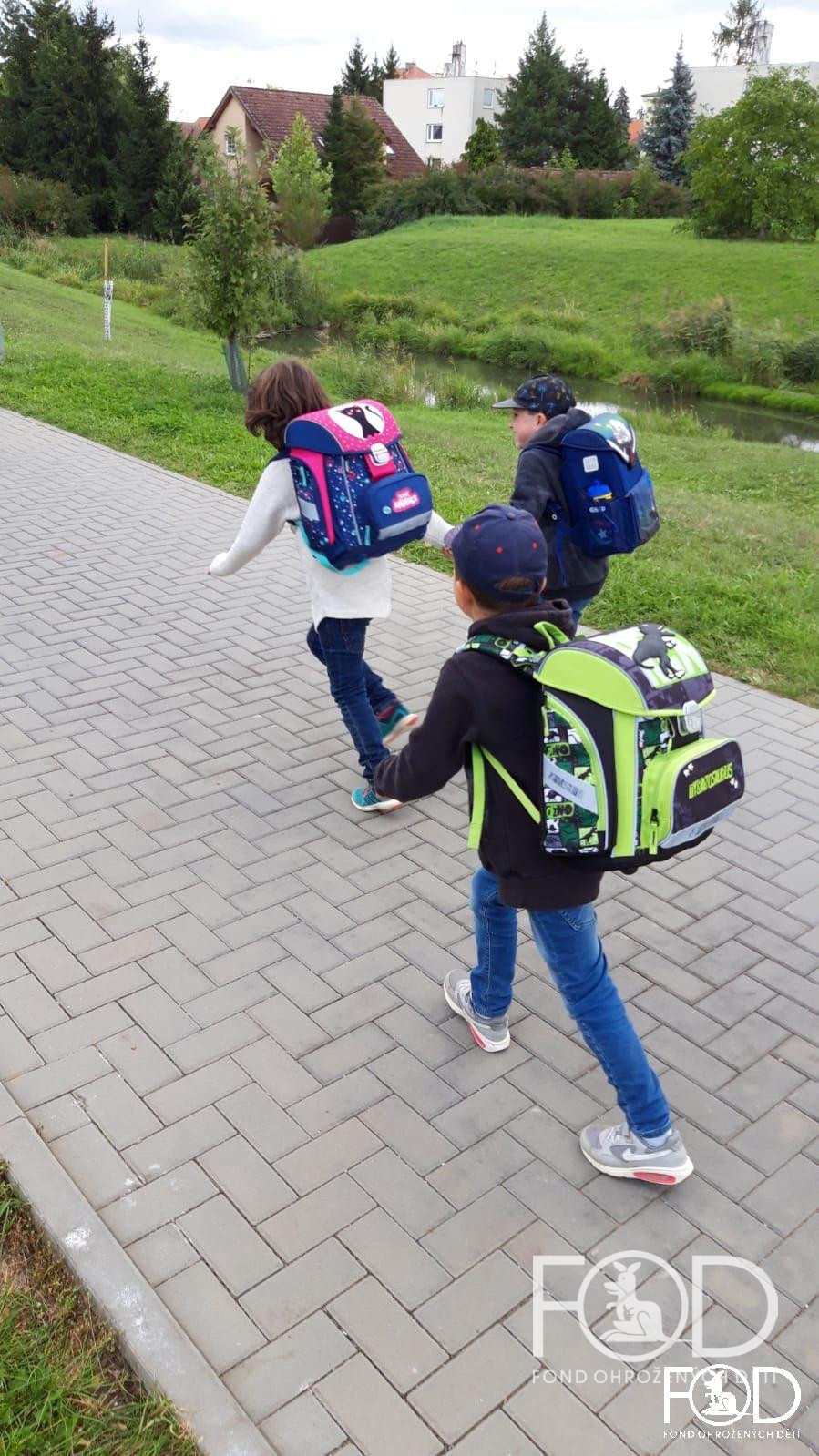 9-VYRAZÍME DO ŠKOLY